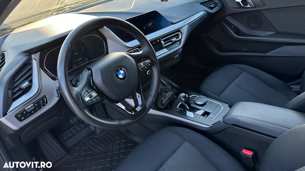 BMW Seria 1 118d Aut. - 35