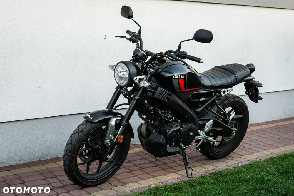 Yamaha XSR - 7