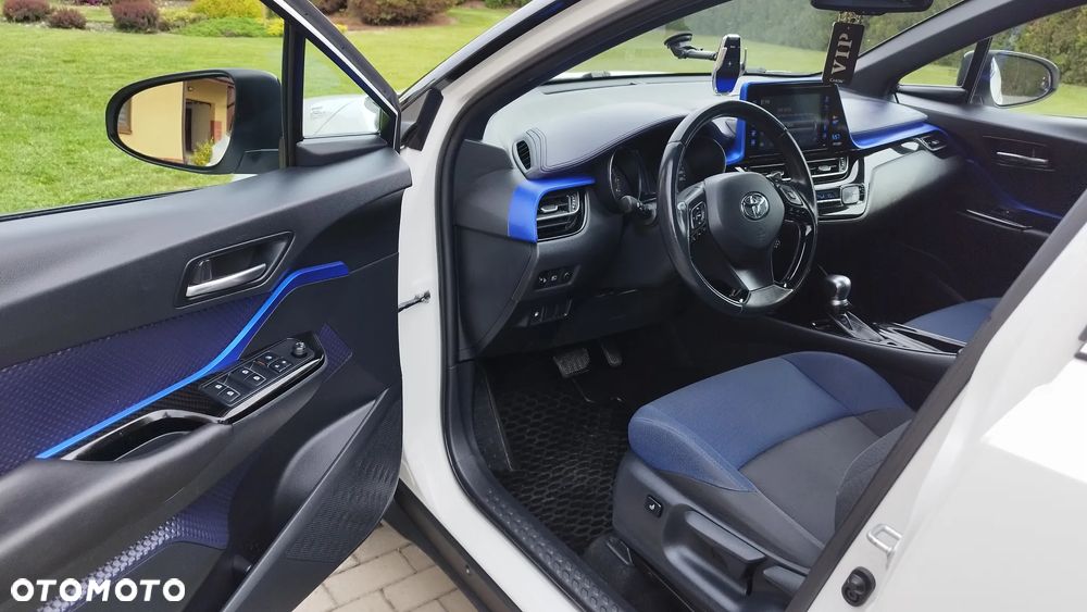 Toyota C-HR 1.2 T GPF Premium CVT 4x4 - 7