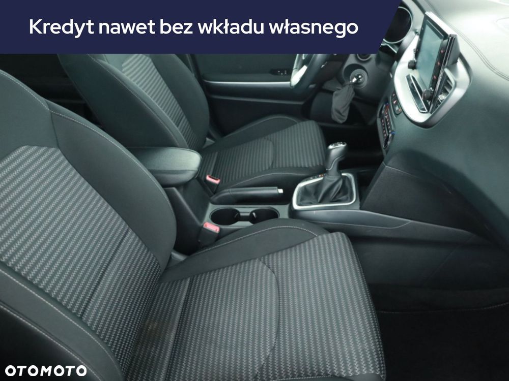Kia Ceed - 11