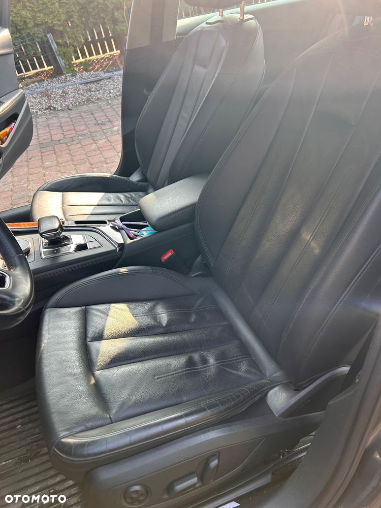 Audi A4 Limousine 2.0 TFSI quattro S tronic design - 9