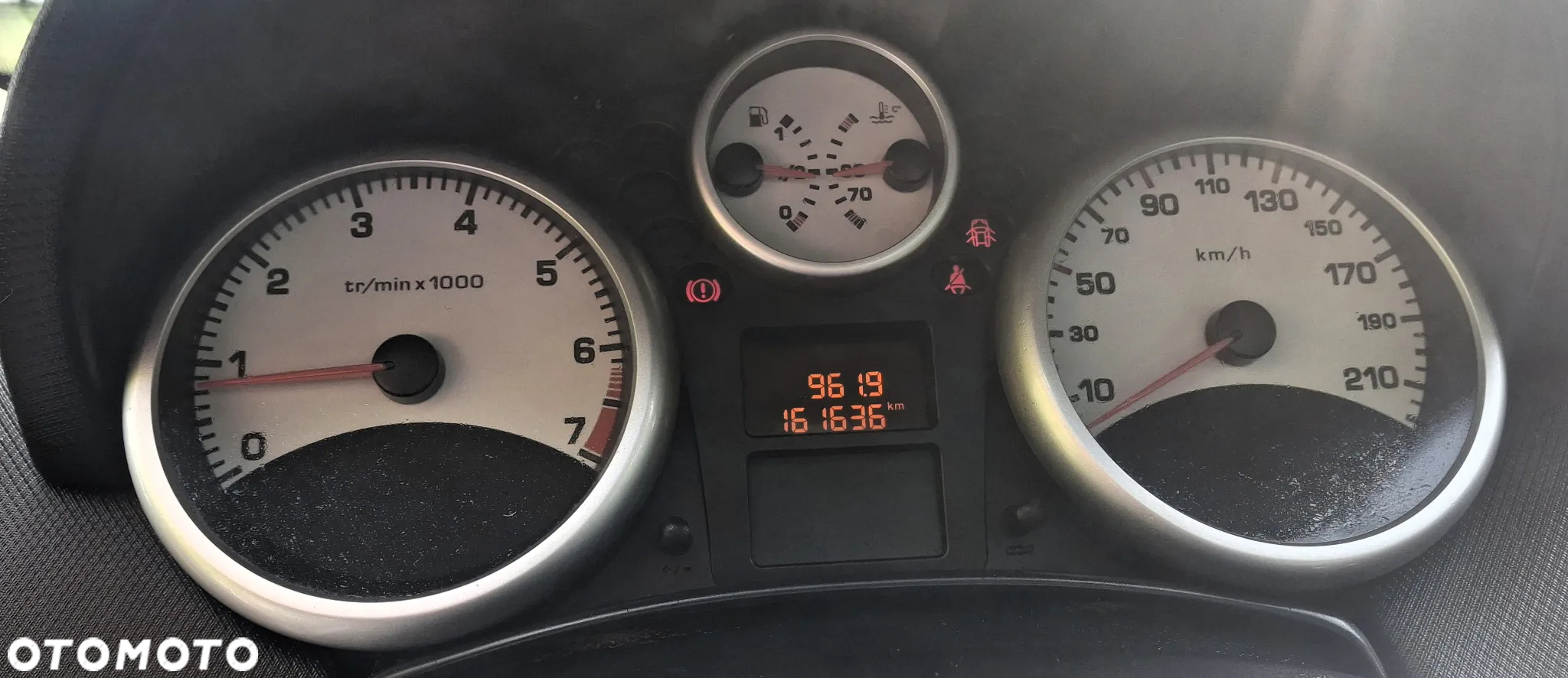 Peugeot 207 75 Urban Move - 10