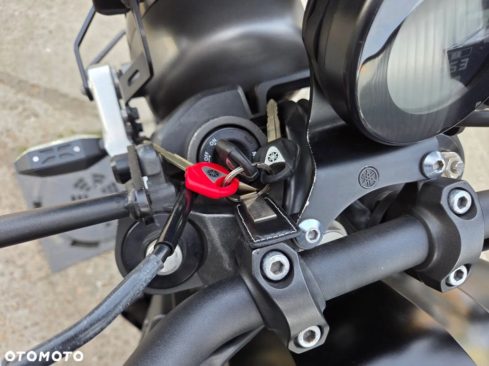 Yamaha XSR - 40