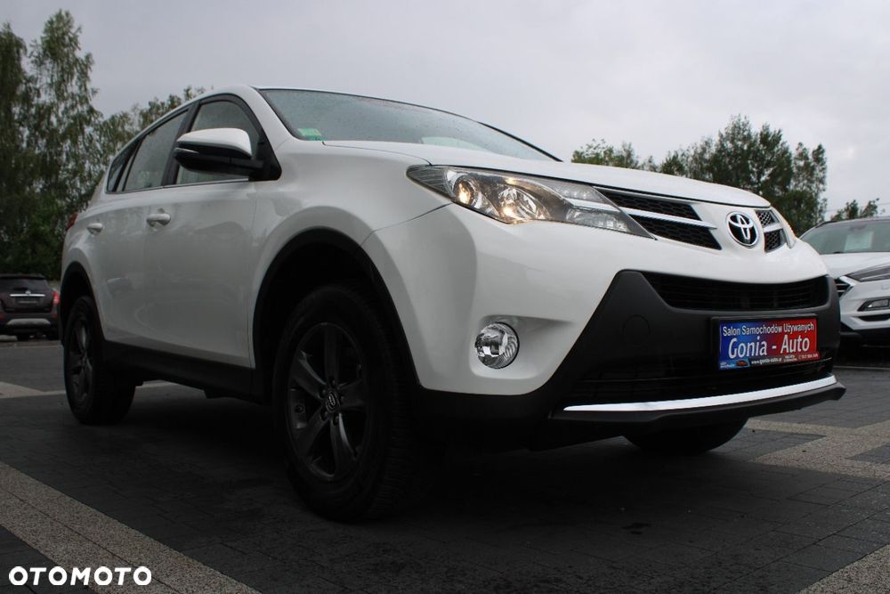 Toyota RAV4 - 11