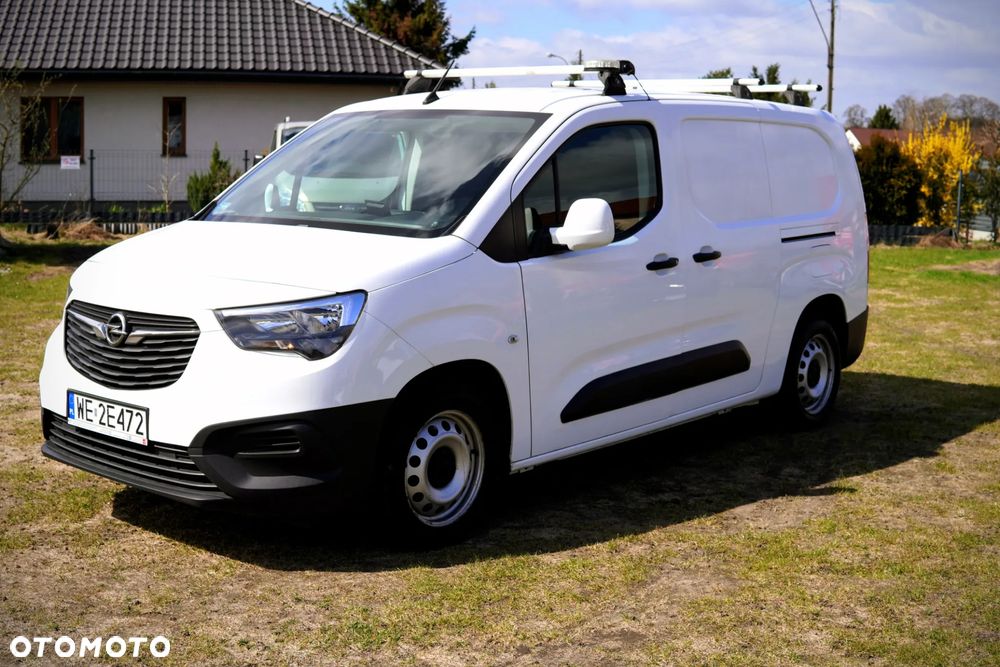 Opel Combo Van 1.2 Enjoy 110KM 4d Long - 3