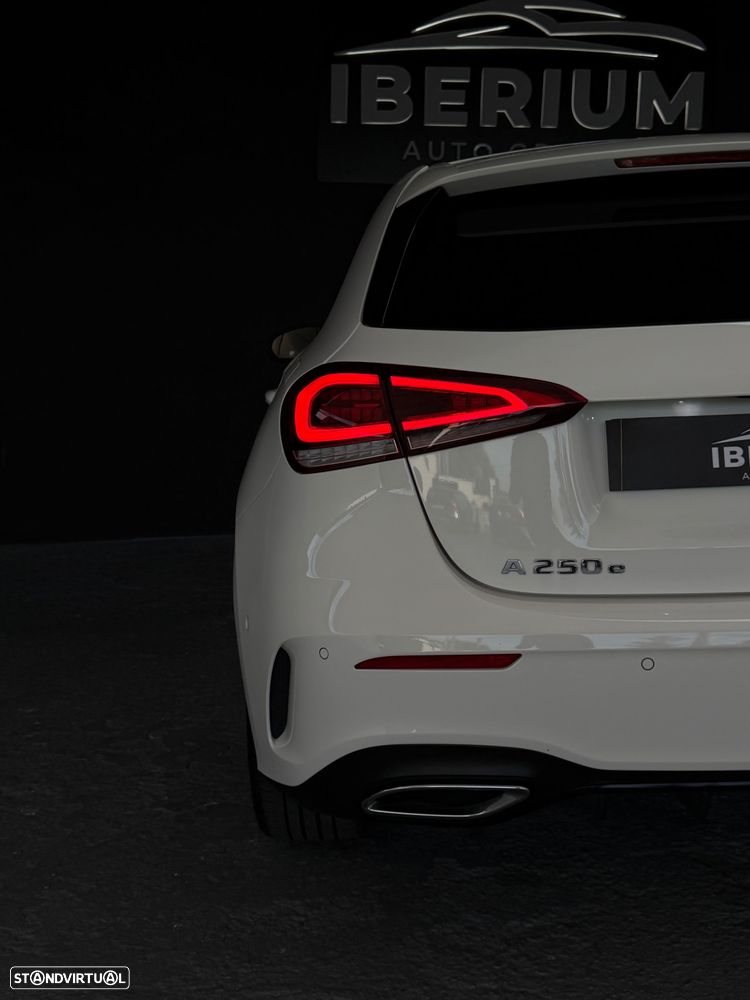 Mercedes-Benz A 250 e 8G-DCT Advanced AMG Line - 13