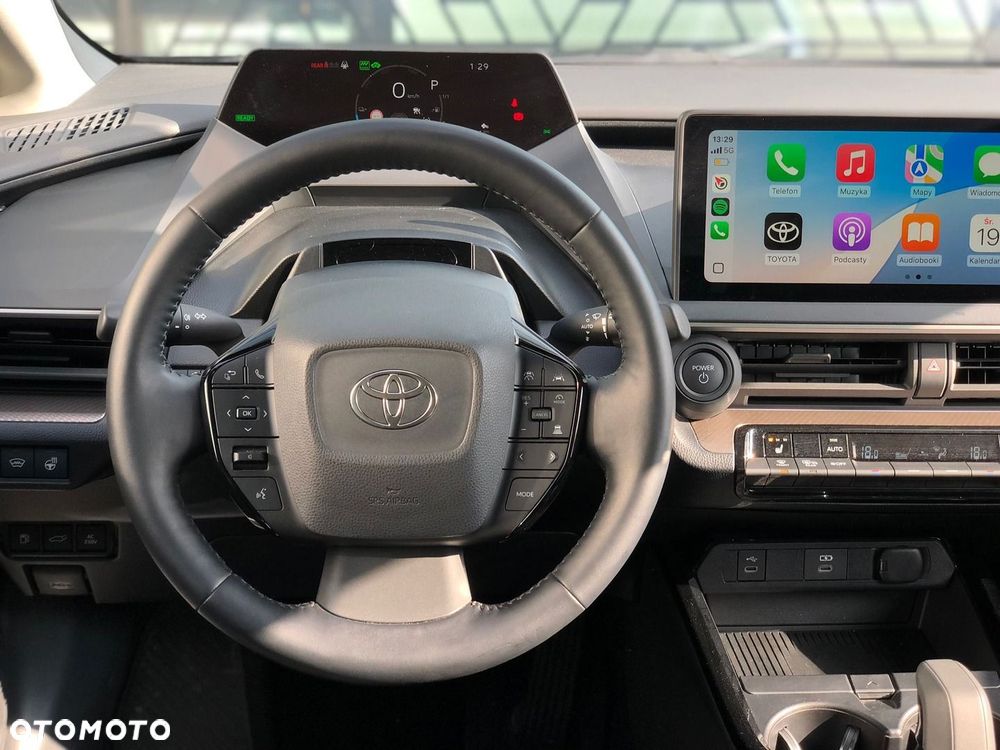 Toyota Prius - 10