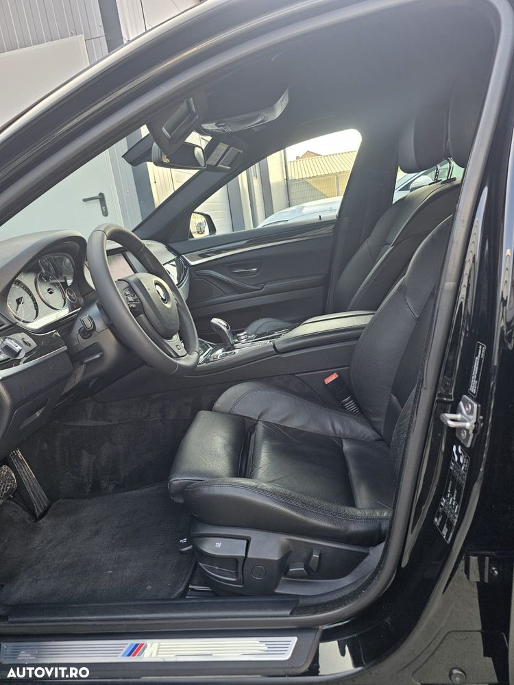 BMW Seria 5 520d Sport-Aut. - 21