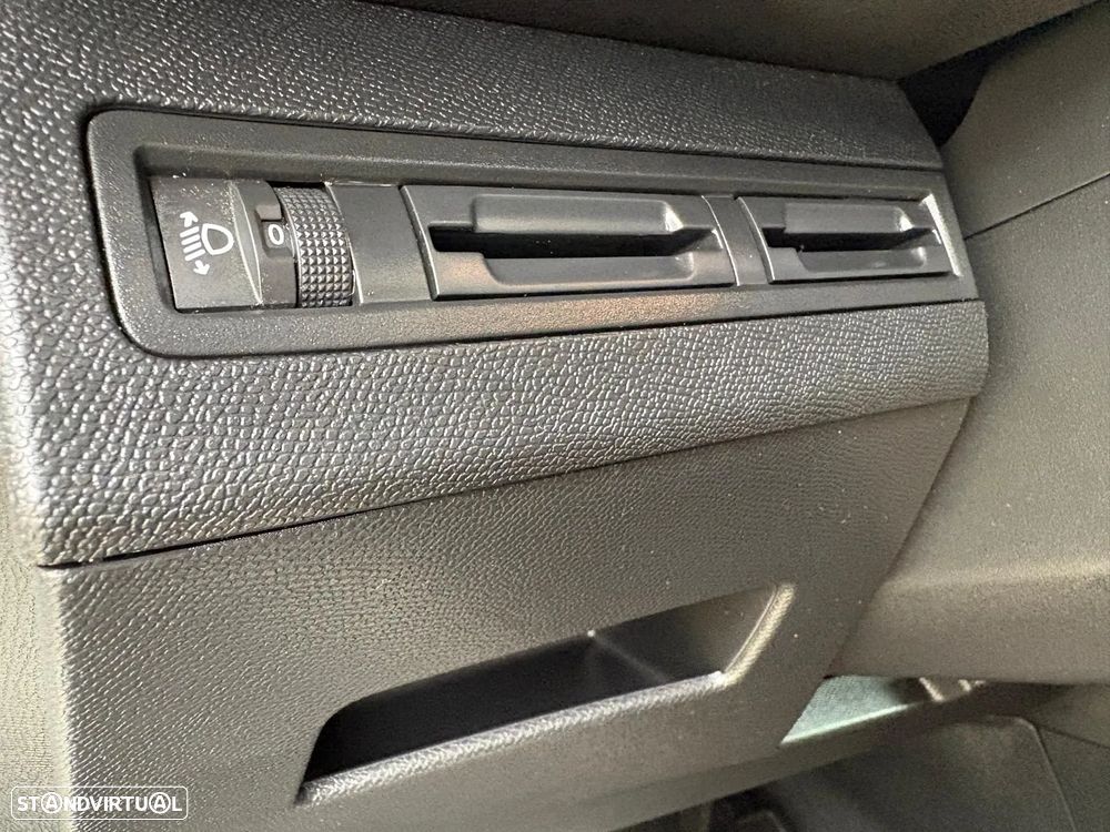 Peugeot 3008 1.5 BlueHDi GT Line EAT8 - 18