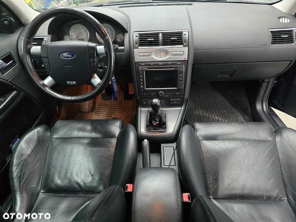 Ford Mondeo - 9