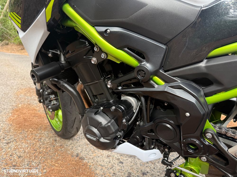 Kawasaki Z 900 - 20