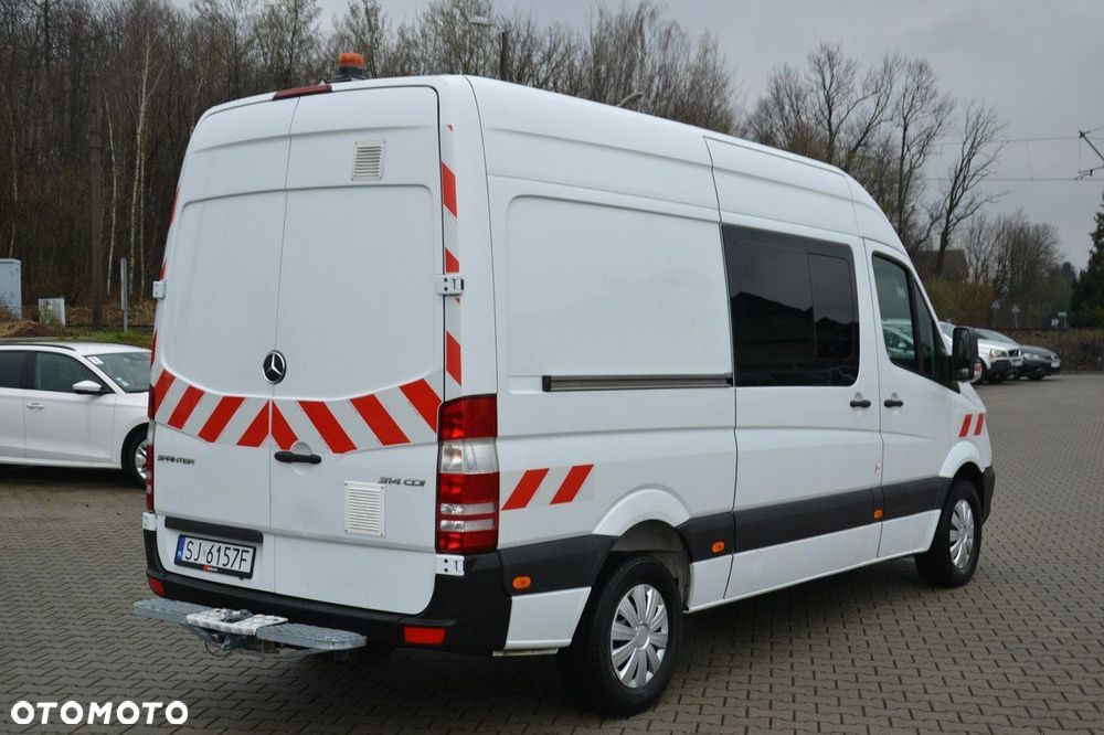 Mercedes-Benz Sprinter - 7