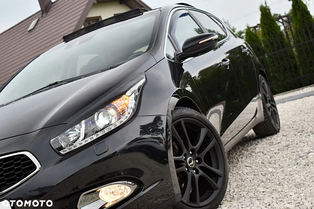 Kia Ceed Cee'd 1.6 CRDi XL - 2