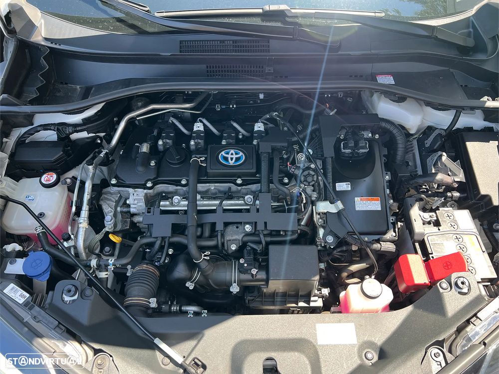 Toyota C-HR 1.8 Hybrid Exclusive+P.Luxury - 8
