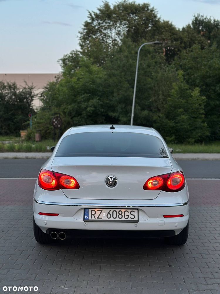Volkswagen Passat CC - 4