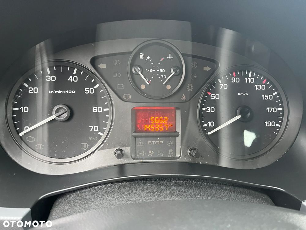 Peugeot Partner Tepee 90 Family - 8