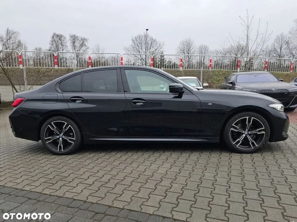 BMW Seria 3 320d xDrive mHEV M Sport sport - 8