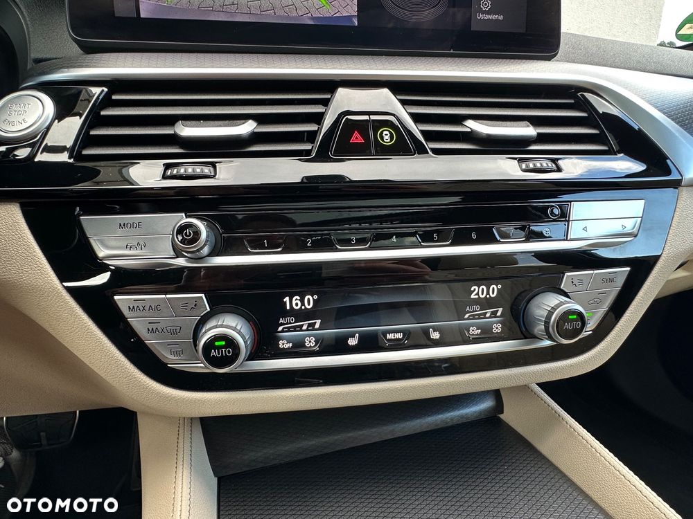 BMW Seria 5 530e M Sport sport - 29