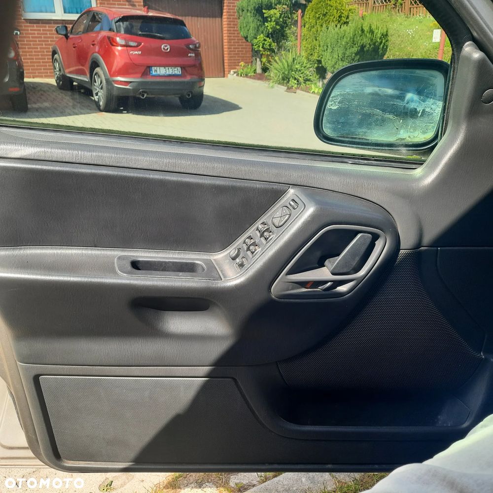 Jeep Grand Cherokee - 14