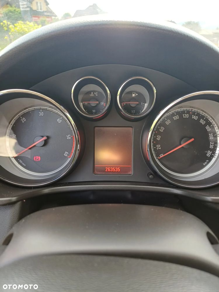 Opel Insignia 2.0 CDTI Cosmo ecoFLEX - 25