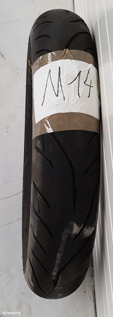 Używana opona motocyklowa MT90B16 74H AVON COBRA AV71 FRONT