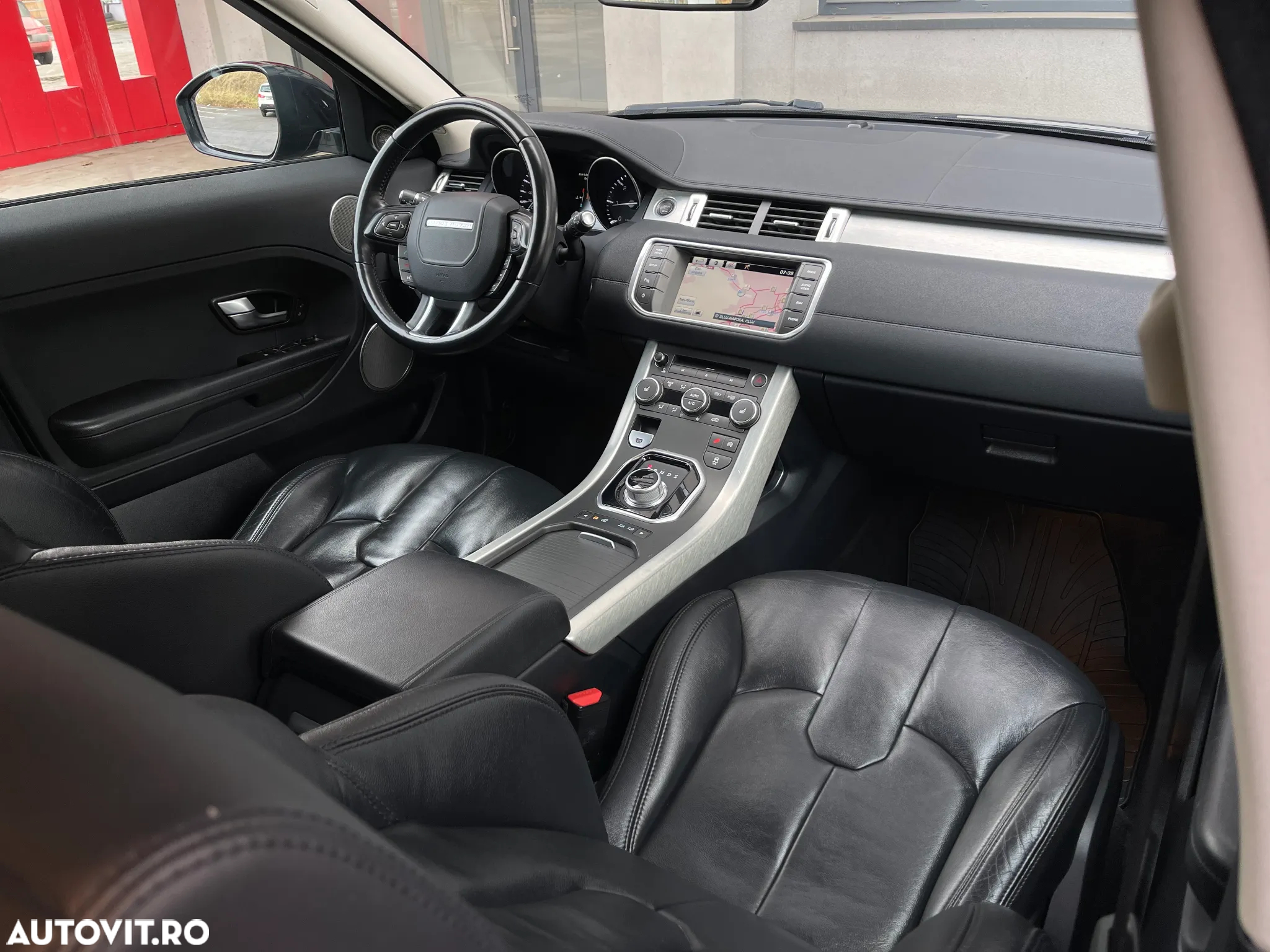 Land Rover Range Rover Evoque - 6