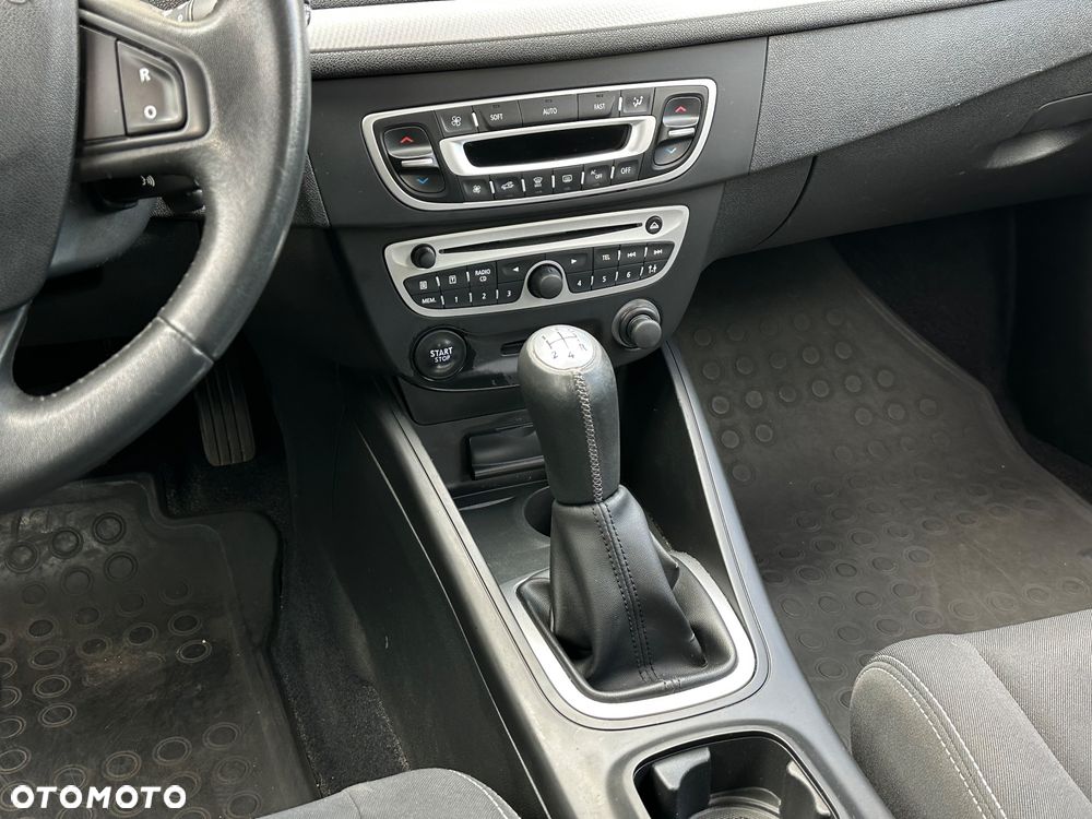 Renault Megane 1.6 16V Color Edition - 18