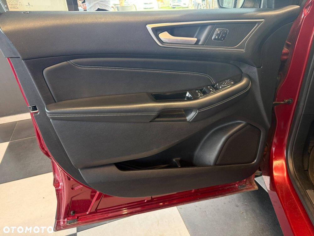 Ford Edge - 12