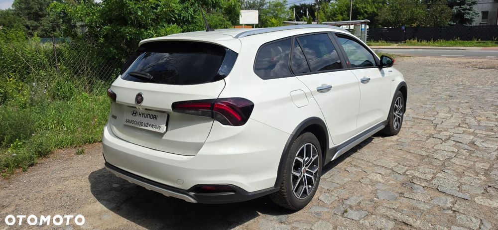 Fiat Tipo 1.6 MultiJet Red - 4