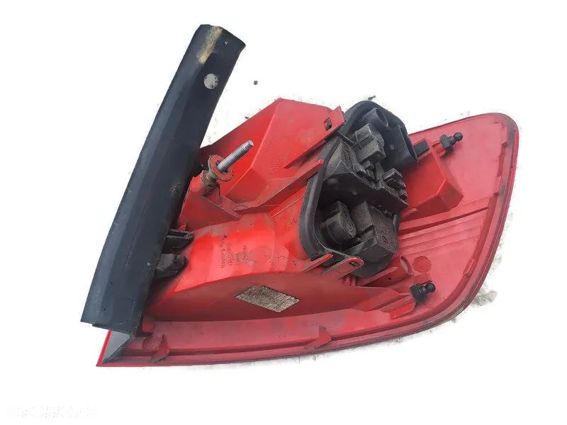 AUDI A6 C6 06r KOMBI LAMPA LEWA TYLNA LEWY TYŁ LED 4F9945095B - 2