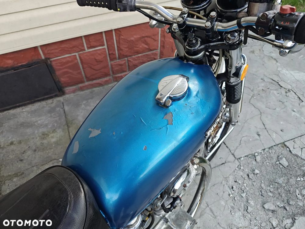 Honda CB - 23