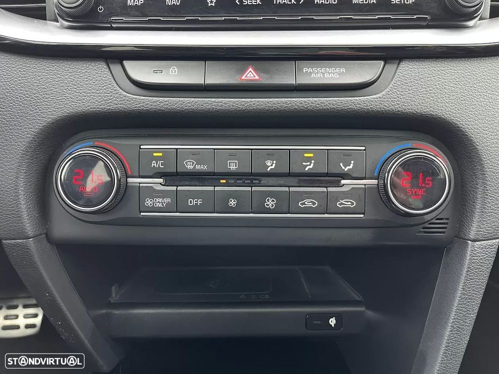 Kia XCeed 1.6 GDi PHEV Drive - 19