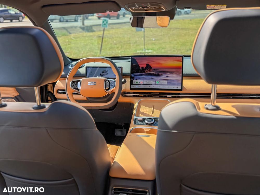 Geely Starray EM-i 1.5 1DHT PHEV Max - 30