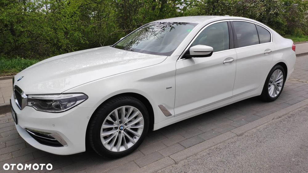 BMW Seria 5 520d xDrive Luxury Line - 4