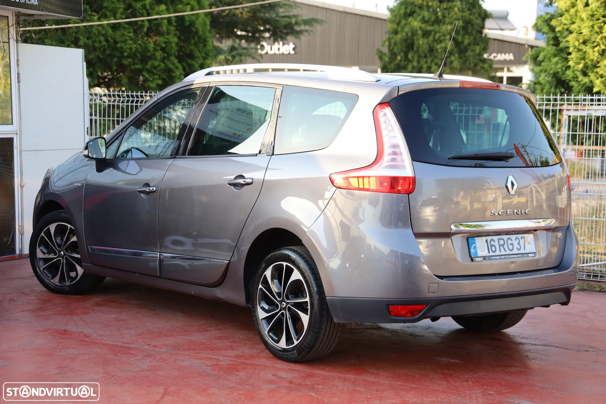 Renault Grand Scénic 1.5 dCi Bose Edition SS - 34
