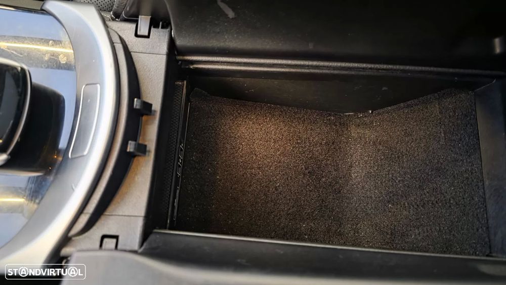 Mercedes-Benz C 220 d 9G-TRONIC Night Edition - 52