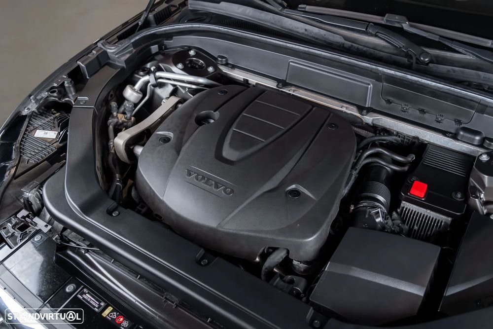 Volvo XC 40 2.0 D4 Inscription AWD - 8