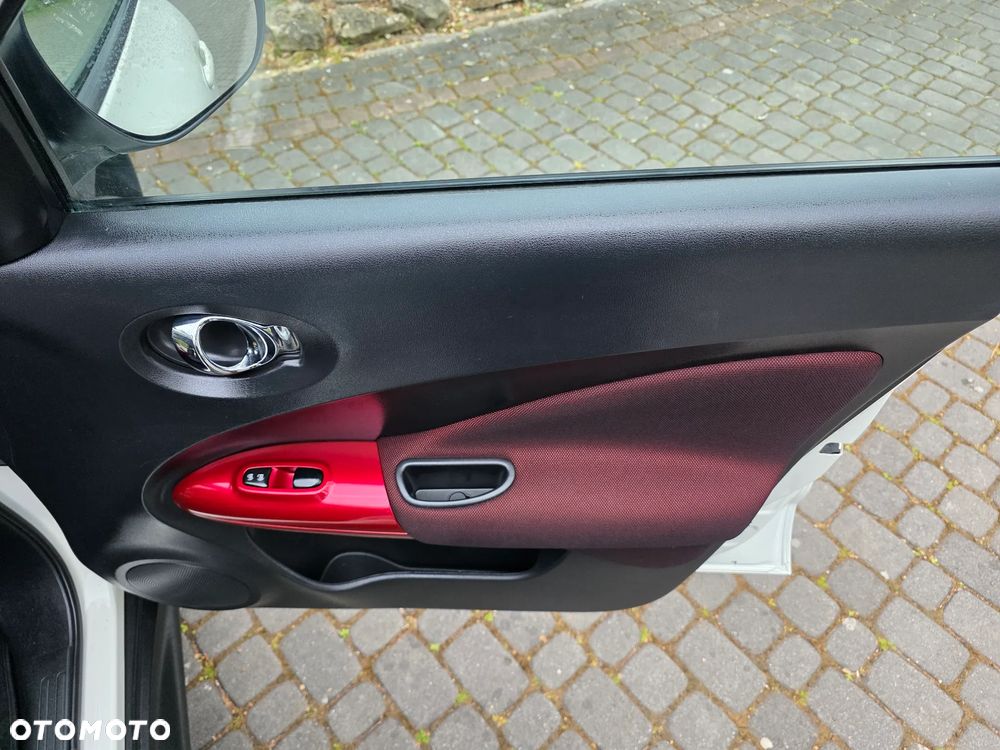 Nissan Juke 1.6 DIG-T Tekna - 12