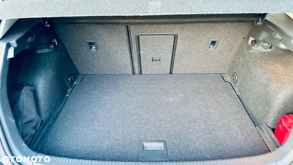 Volkswagen Golf 1.5 TSI ACT OPF DSG Comfortline - 12