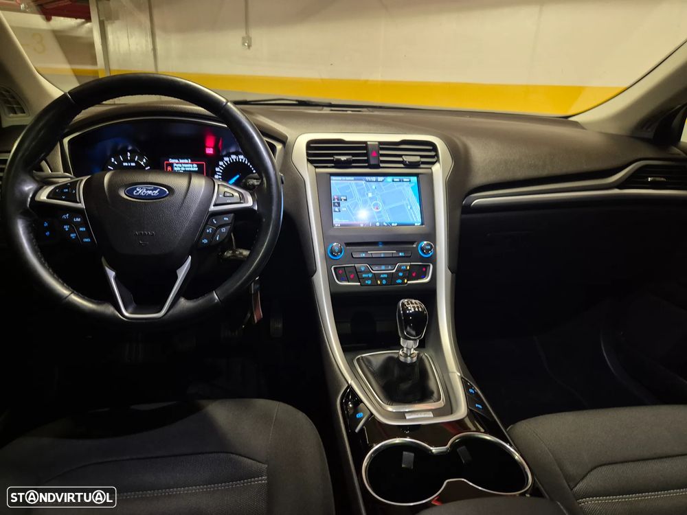 Ford Mondeo SW 1.5 TDCi Titanium ECOnetic - 36