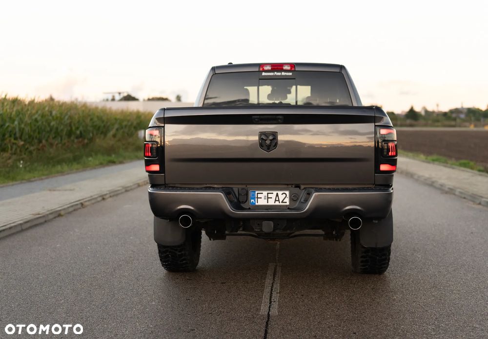 Dodge RAM 5.7 4x4 - 4