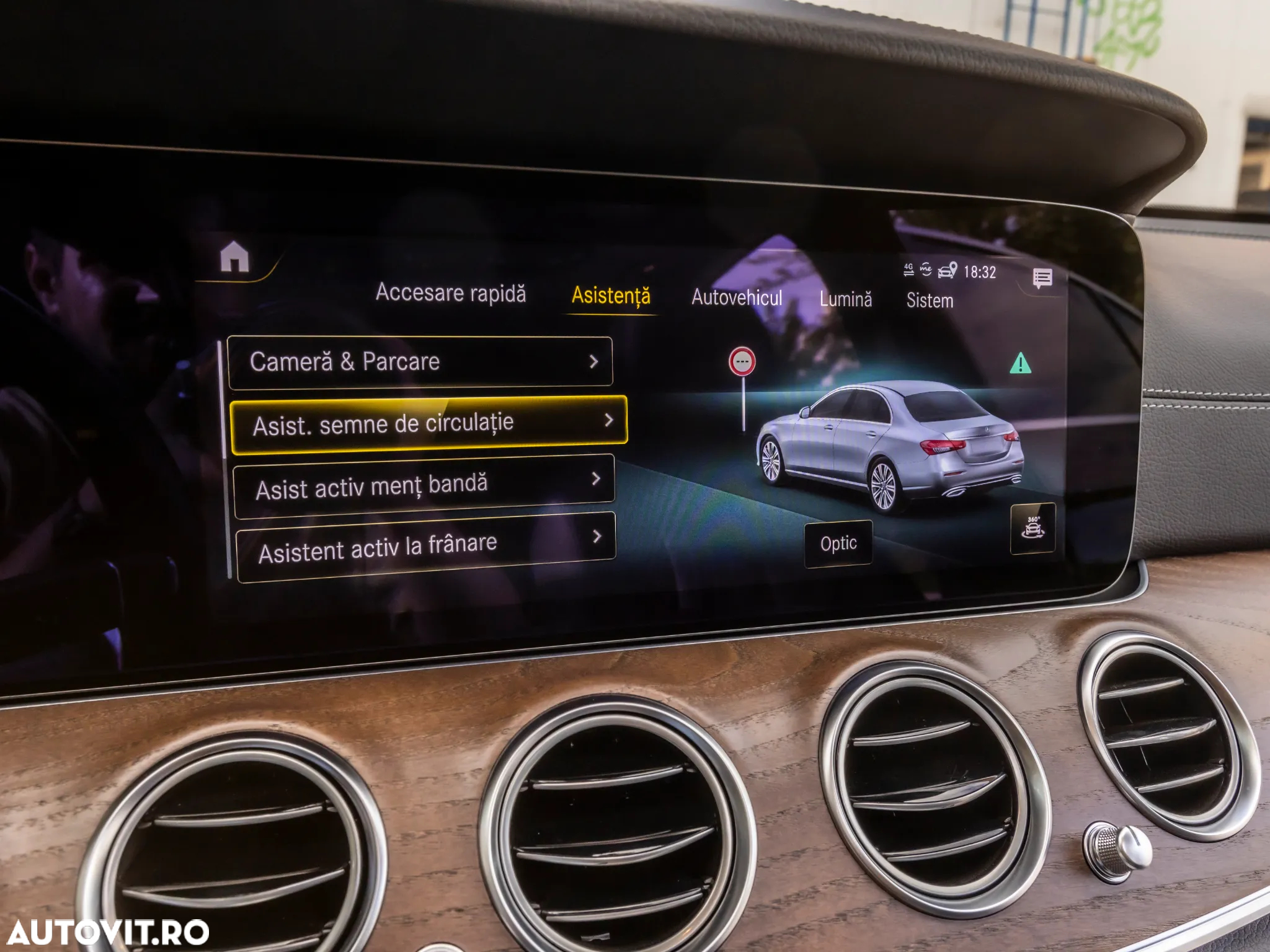 Mercedes-Benz E 200 MHEV 4MATIC Aut. - 24