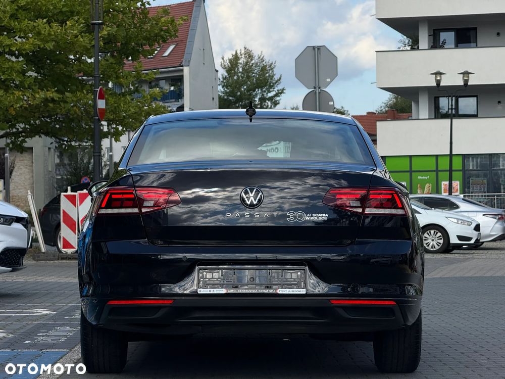Volkswagen Passat 2.0 TDI EVO Business - 6