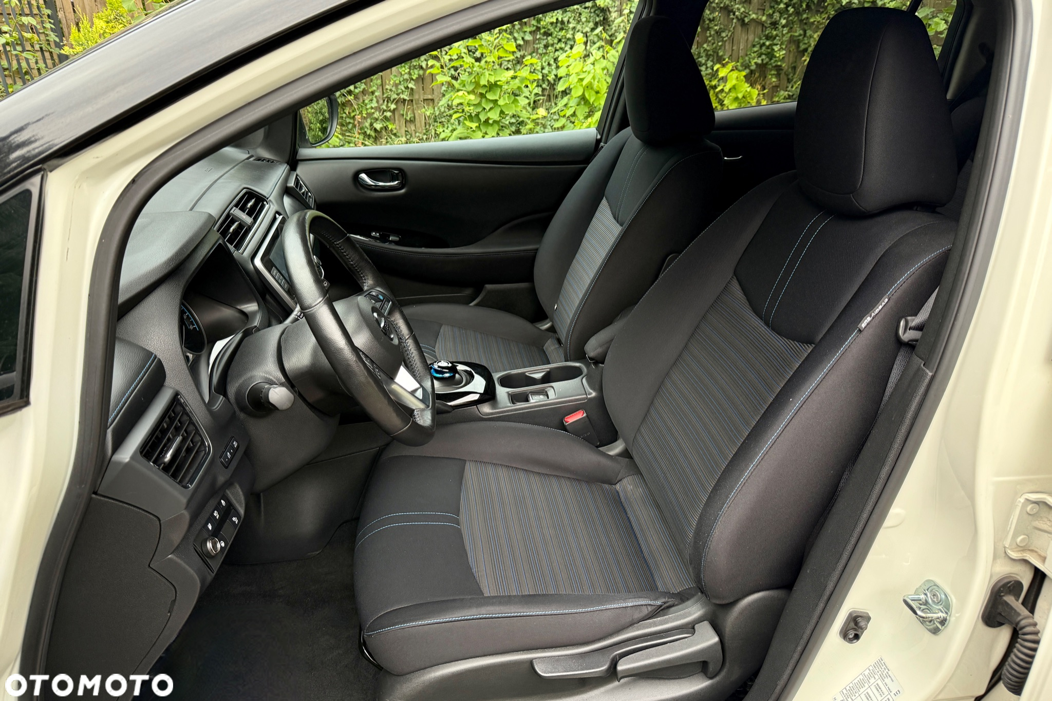 Nissan Leaf 40kWh N-Connecta - 13