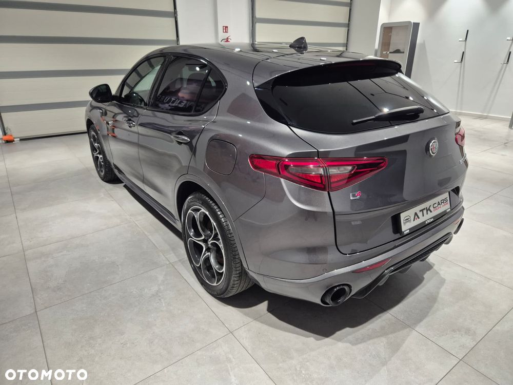 Alfa Romeo Stelvio 2.0 Turbo Veloce Q4 - 7