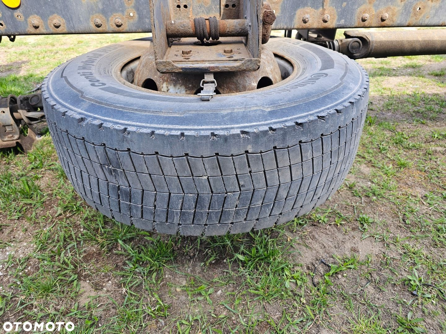 KOŁO FELGA OPONA ZAPAS IVECO EUROCARGO CONTINETAL HD3 305/70 R 19.5 M+S - 2
