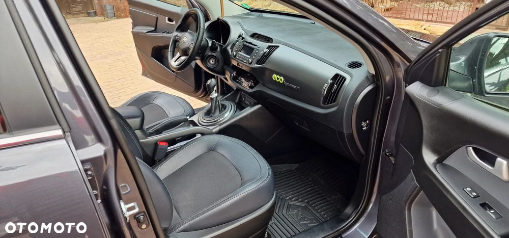 Kia Sportage 1.6 GDI 2WD Dream-Team Edition - 17