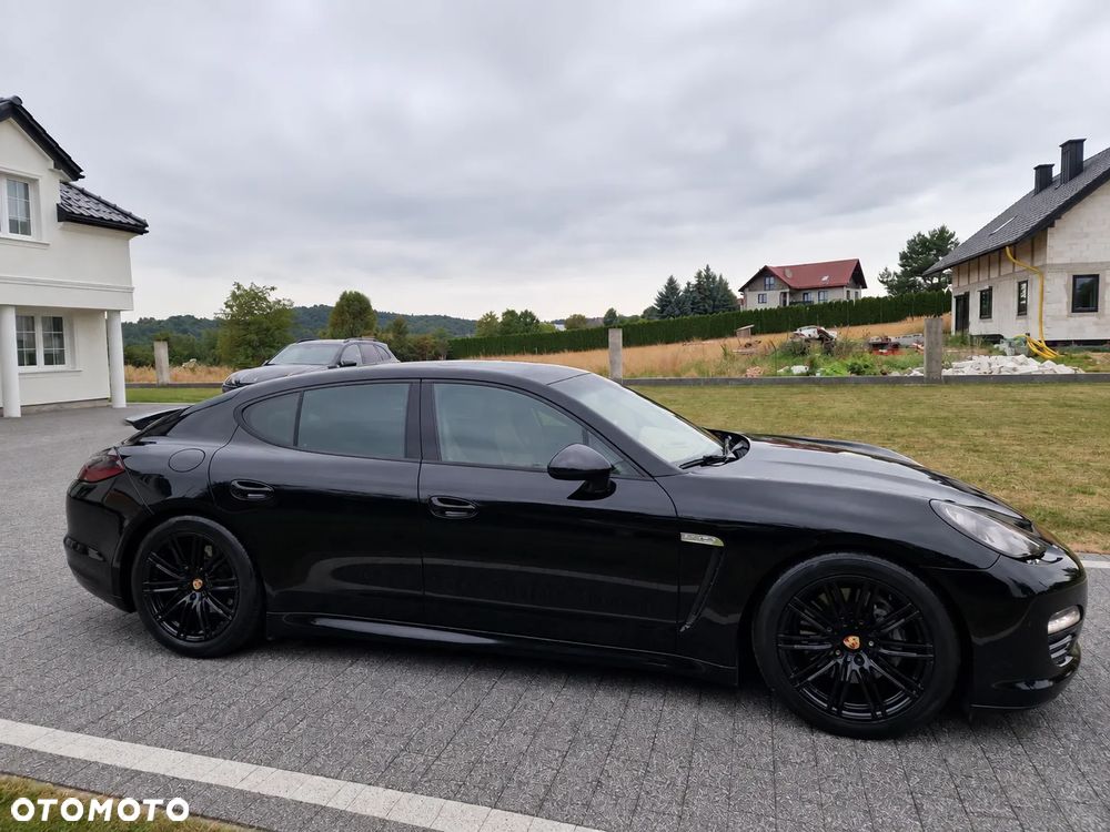 Porsche Panamera 4S PDK - 7