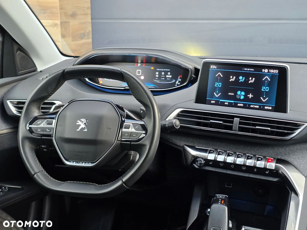 Peugeot 3008 1.5 BlueHDi Allure Pack S&S EAT8 - 28