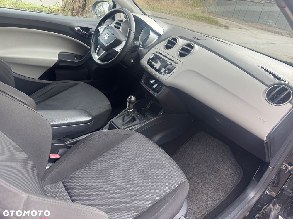 Seat Ibiza SC 1.6 16V Sport - 5